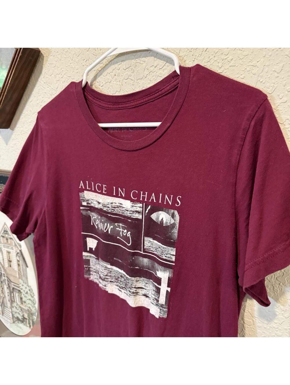 Alice In Chains Rainier Fog Red Mens Medium Burgundy Rock Band Tour Shirt - Picture 3 of 6